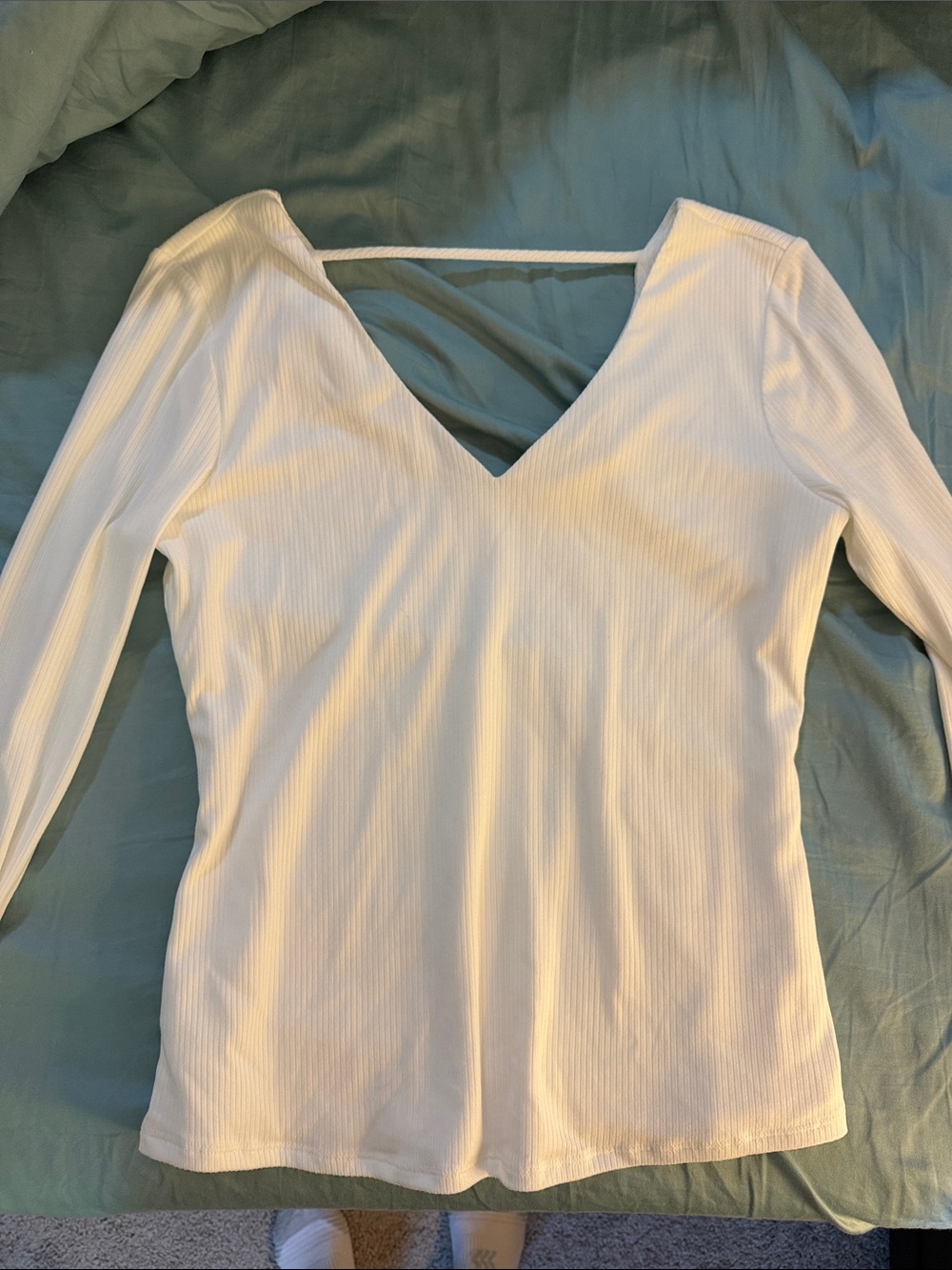 nine britton White Ribbed V-Neck Long Sleeve Top with Back Strap